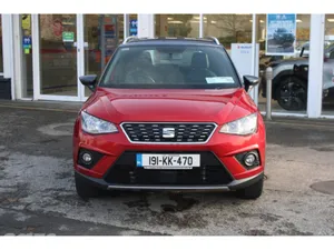 SEAT Arona Hatchback, Petrol, 2019, Red
