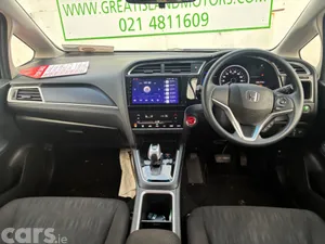 Honda Shuttle Estate, Petrol Hybrid, 2021, Silver