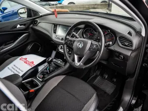 Vauxhall Grandland X Hatchback, Petrol, 2018, Black