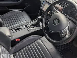 Volkswagen Passat Estate, Diesel, 2018, Silver