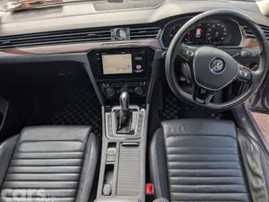 Volkswagen Passat Estate, Diesel, 2018, Silver