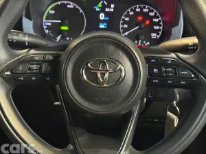Toyota Yaris Hatchback, Petrol Hybrid, 2023, White