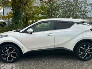 Toyota C-HR SUV, Petrol Hybrid, 2017, White