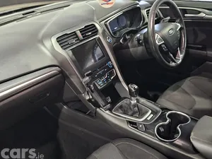 Ford Mondeo Hatchback, Diesel, 2017, White