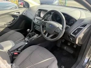 Ford Focus Hatchback, Petrol, 2015, Grey