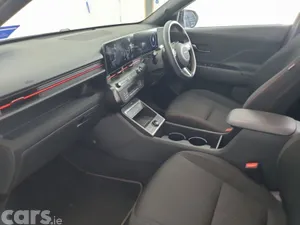 Hyundai KONA MPV, Petrol, 2025, White
