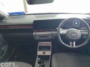 Hyundai KONA MPV, Petrol, 2025, White