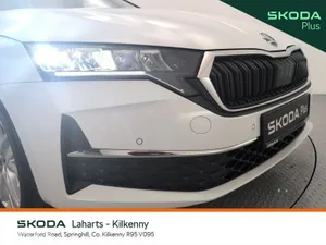 Skoda Octavia Saloon, Diesel, 2026, White