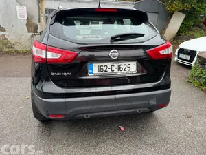 Nissan Qashqai Hatchback, Petrol, 2016, Black