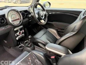 Mini Cooper Hatchback, Petrol, 2008, Red