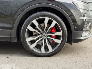 Volkswagen Tiguan SUV, Petrol, 2017, Black