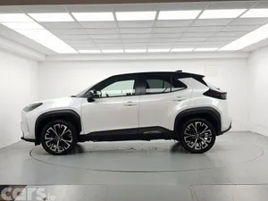 Toyota Yaris Cross SUV, Petrol Hybrid, 2024, White