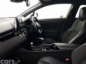 Toyota C-HR SUV, Petrol Hybrid, 2020, White