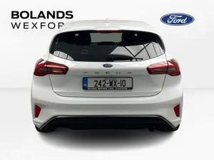 Ford Focus Hatchback, Petrol, 2024, White