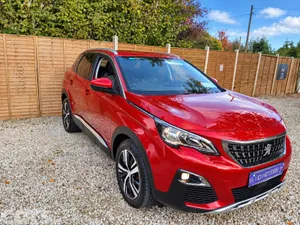 Peugeot 3008 MPV, Petrol, 2019, Red