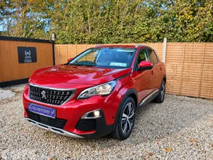 Peugeot 3008 MPV, Petrol, 2019, Red