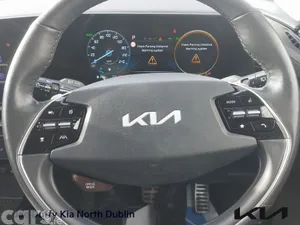 Kia Niro SUV, Petrol Plug-in Hybrid, 2023, Red