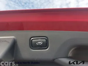 Kia Niro SUV, Petrol Plug-in Hybrid, 2023, Red