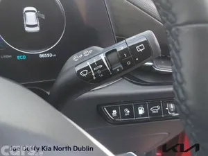 Kia Niro SUV, Petrol Plug-in Hybrid, 2023, Red
