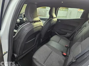 Renault Clio Hatchback, Petrol, 2022, White