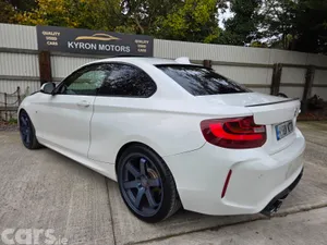 BMW 2-Series Coupe, Petrol, 2014, White