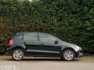 Volkswagen Polo Hatchback, Petrol, 2015, Black