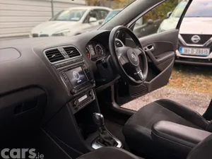 Volkswagen Polo Hatchback, Petrol, 2012, Black