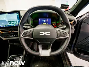 Dacia Duster SUV, Petrol Hybrid, 2025, Grey
