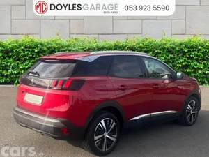 Peugeot 3008 MPV, Petrol, 2020, Red