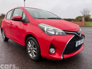 Toyota Yaris Hatchback, Petrol, 2016, Red