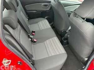 Toyota Yaris Hatchback, Petrol, 2016, Red