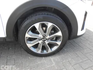 Kia Stonic SUV, Petrol, 2018, White