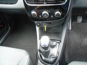 Renault Clio Hatchback, Petrol, 2019, Black
