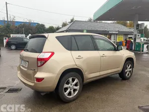 Toyota RAV4 SUV, Diesel, 2012, Beige