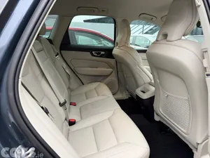 Volvo XC60 SUV, Diesel, 2020, Blue