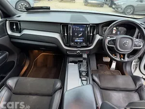 Volvo XC60 SUV, Diesel, 2018, White