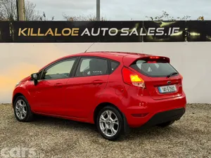 Ford Fiesta Hatchback, Petrol, 2014, Red