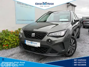 SEAT Arona Hatchback, Petrol, 2024, Green