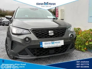 SEAT Arona Hatchback, Petrol, 2024, Green