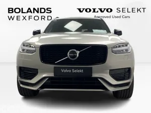 Volvo XC90 SUV, Petrol Plug-in Hybrid, 2022, Gold
