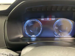 Volvo XC90 SUV, Petrol Plug-in Hybrid, 2022, Gold