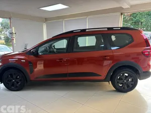 Dacia Jogger MPV, Petrol, 2023, Orange