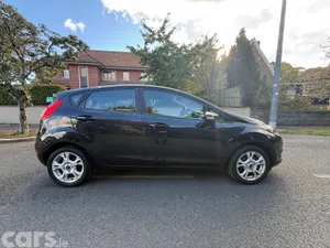 Ford Fiesta Hatchback, Petrol, 2015, Black