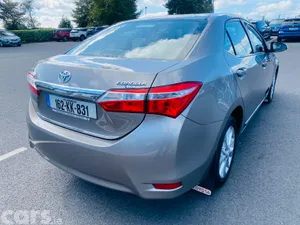 Toyota Corolla Saloon, Diesel, 2016, Beige