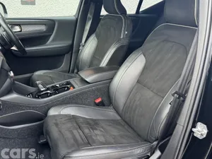 Volvo XC40 SUV, Petrol, 2020, Black