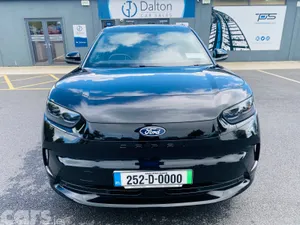 Ford Capri SUV, Electric, 2025, Black