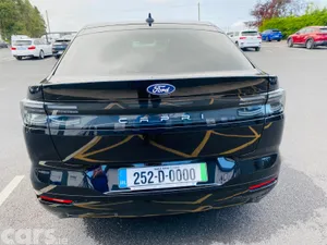 Ford Capri SUV, Electric, 2025, Black