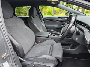 Volkswagen ID.7 Saloon, Electric, 2024, Grey