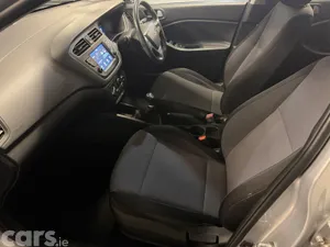 Hyundai i20 Hatchback, Petrol, 2019, Silver