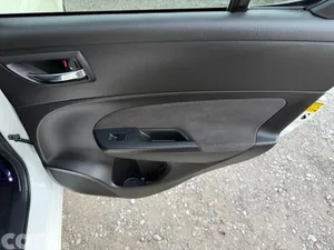 Suzuki Swift Hatchback, Petrol, 2016, White